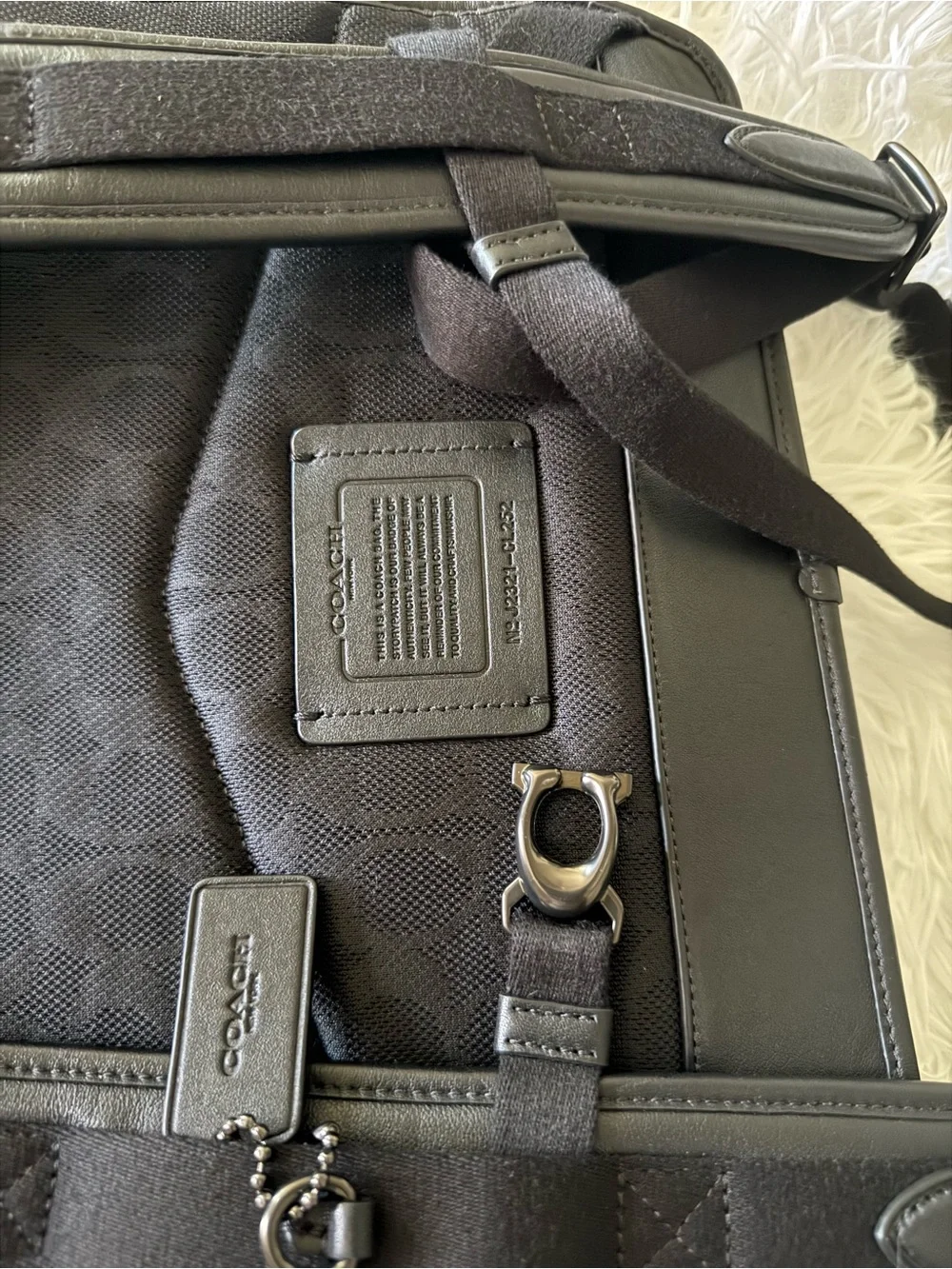 Coach stylish roll